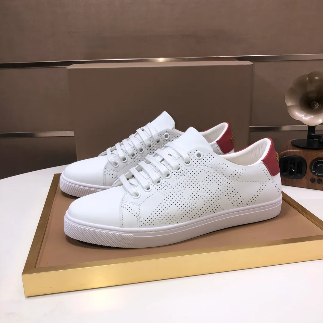 Men's shoes 💰480💰 [Burberry] (cowhide lining) classic low-top sneakers｜Imported cowhide with classic plaid fabric｜Cowhide lining｜Original outsole｜Fine workmanship and comfortable to wear Size: 38-44 (customized at 45)